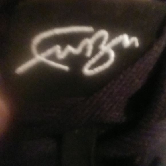 Shoes - Picture 4 of 4